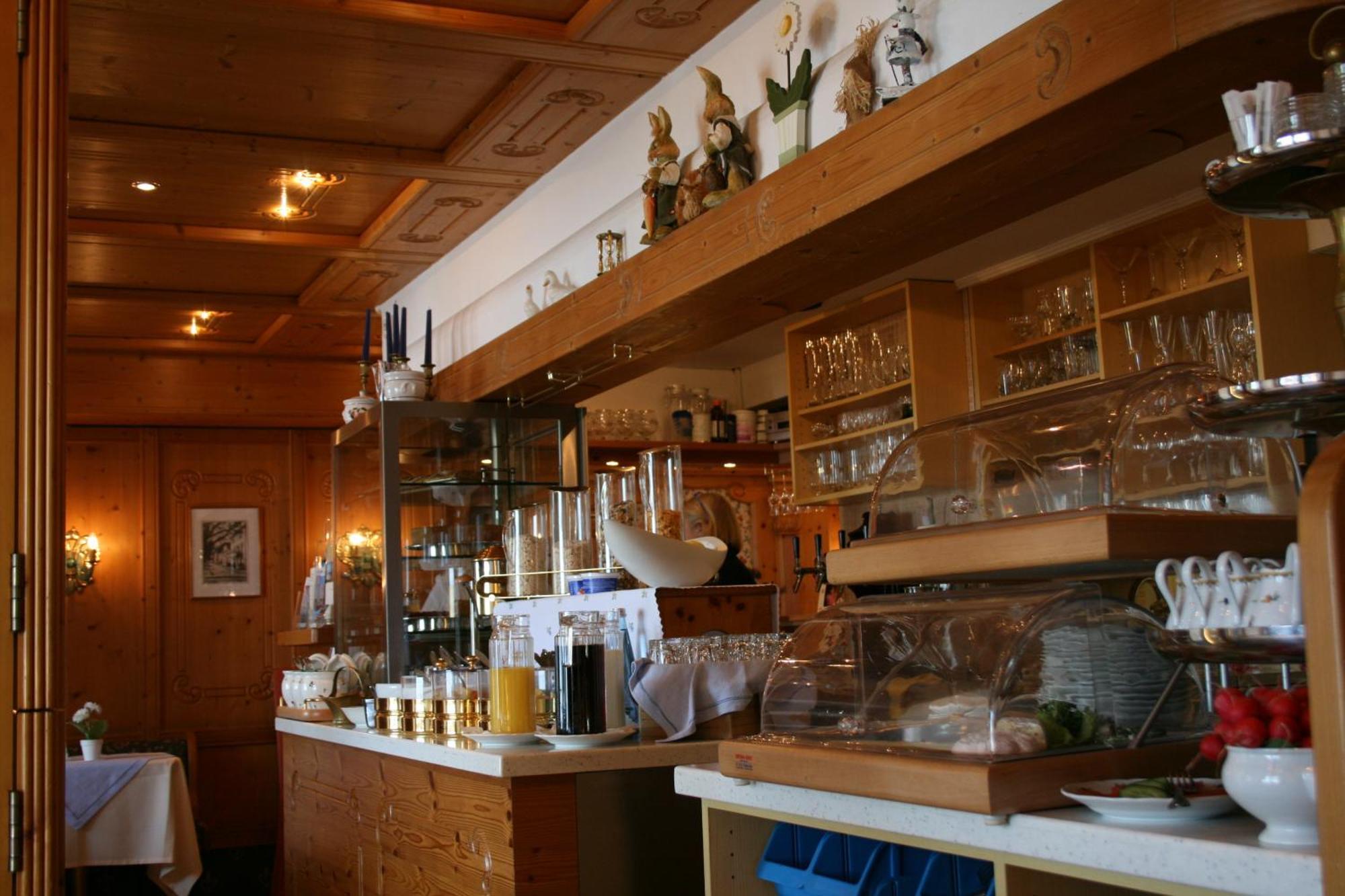 Strand-cafe Отель *
